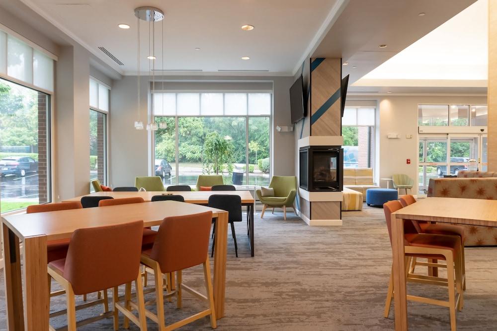 Hilton Garden Hotel