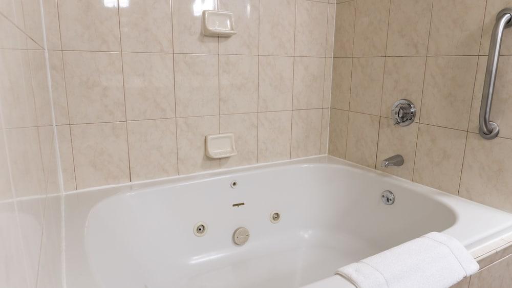 Hotel Hilton Garden 3*